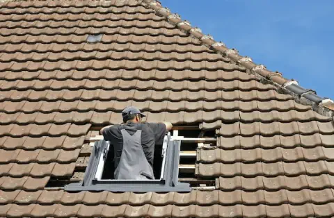 Pose de velux - Auriac-sur-Vendinelle